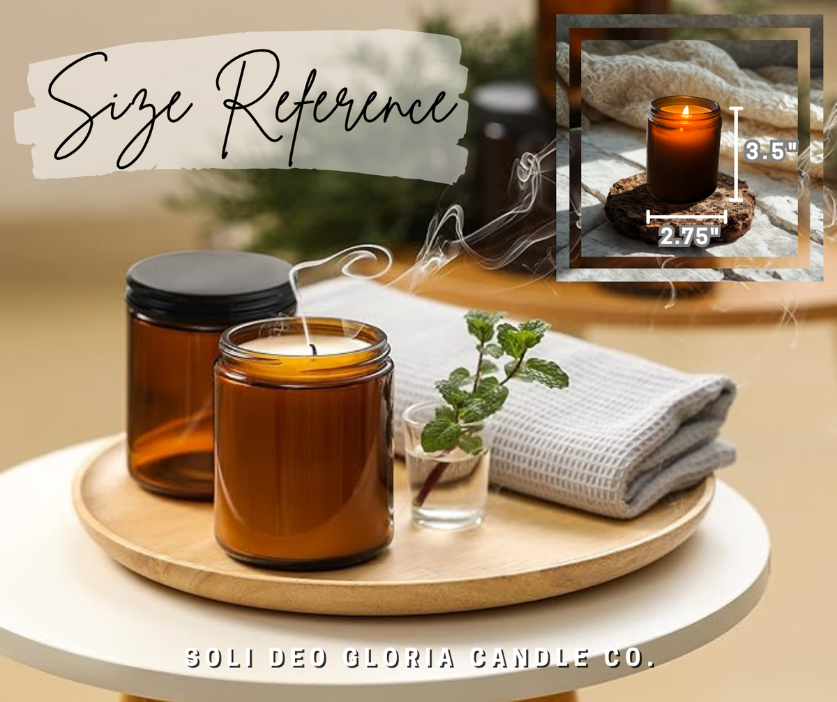 Size reference: the amber Pumpkin Pie candle on a wooden tray